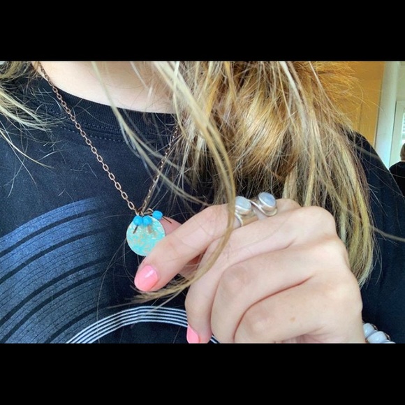 HANDMADE 🌻🌻 NECKLACE - Picture 2 of 3